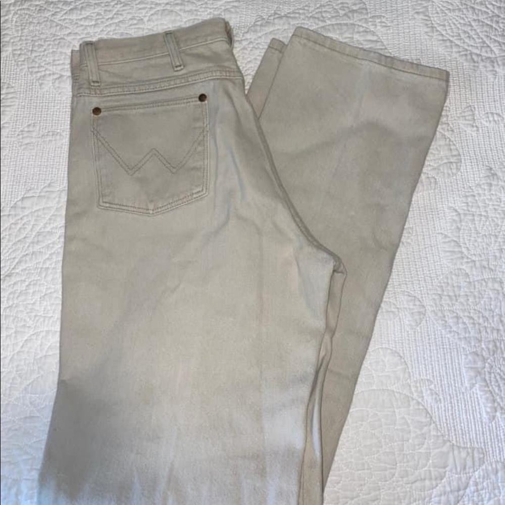 Wrangler vintage tan denim jeans 
Size 34x36 MENS